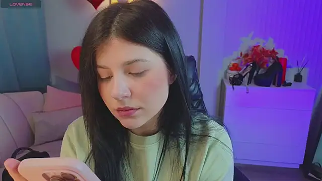 Jenna Adams  online show from March 21, 12:01 am