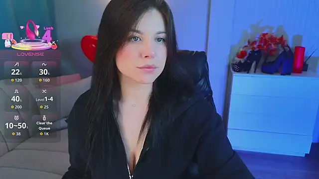 Jenna Adams  online show from April 4, 1:01 am