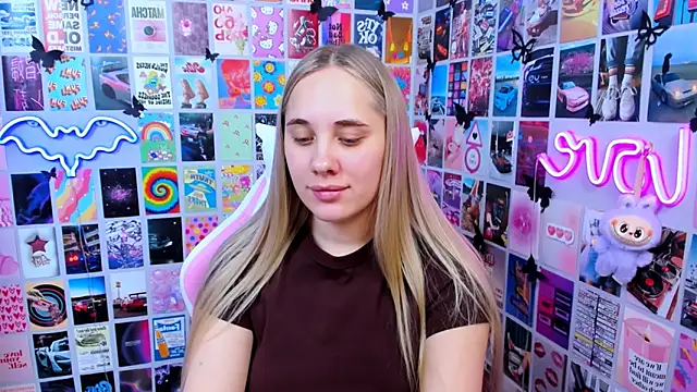 MiaMilas online show from January 8, 3:40 pm