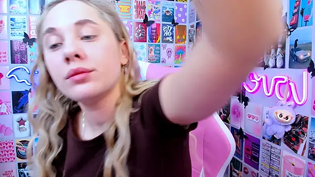 MiaMilas online show from January 9, 8:54 am