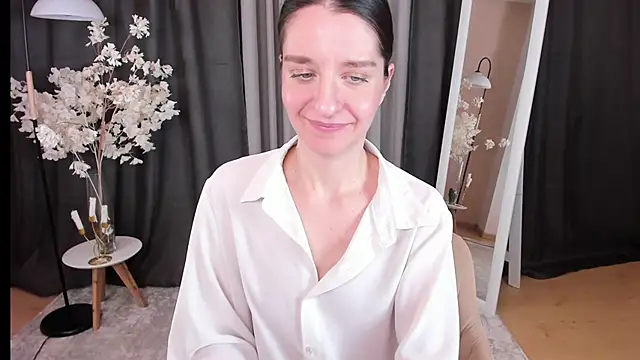 helentasty online show from March 7, 5:40 am