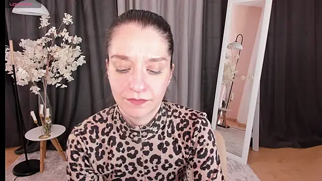 helentasty online show from March 19, 5:08 am