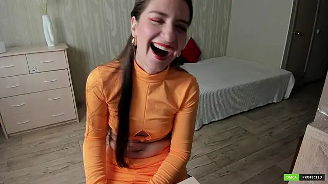 helentasty online show from May 7, 10:18 am
