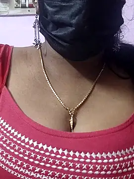 mallu-sumi online show from March 21, 9:19 pm