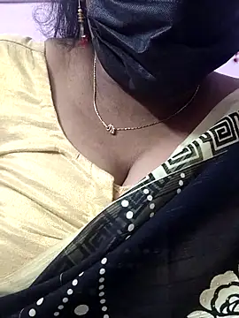 mallu-sumi online show from January 18, 5:16 pm