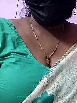 mallu-sumi online show from March 8, 6:22 pm