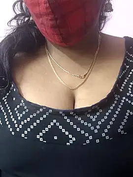 mallu-sumi online show from October 29, 10:36 am