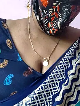 Snapshot of mallu-sumi chatting on July 10, 10:37 am mallu-sumi online show from July 10, 10:37 am