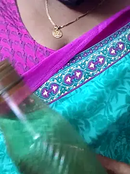 mallu-sumi online show from March 1, 9:15 pm