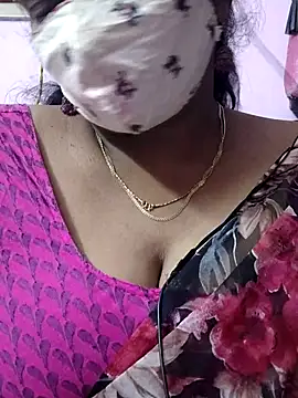 mallu-sumi online show from November 3, 6:22 pm