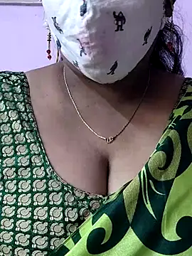 mallu-sumi online show from November 17, 3:32 am