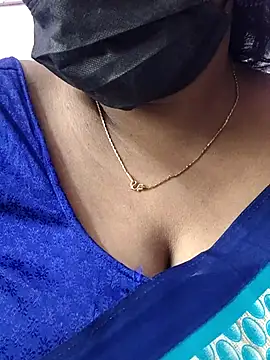 mallu-sumi online show from November 29, 5:40 am