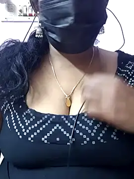 mallu-sumi online show from February 8, 6:49 pm