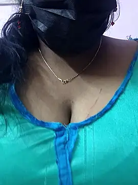 mallu-sumi online show from January 17, 5:49 pm