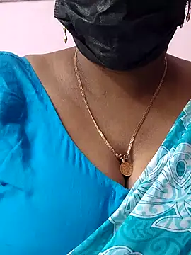 mallu-sumi online show from April 28, 8:41 am
