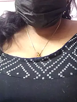 mallu-sumi online show from February 28, 5:45 pm