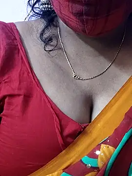 mallu-sumi online show from December 1, 11:55 am