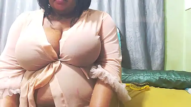 NaughtyNicoleXX2 online show from May 25, 6:06 pm