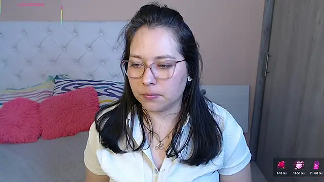 May Carlier online show from November 30, 6:25 am