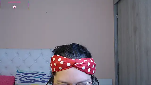 May Carlier online show from November 28, 2:12 am