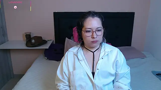 May Carlier online show from October 21, 3:06 am