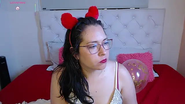 May Carlier online show from February 12, 3:39 am