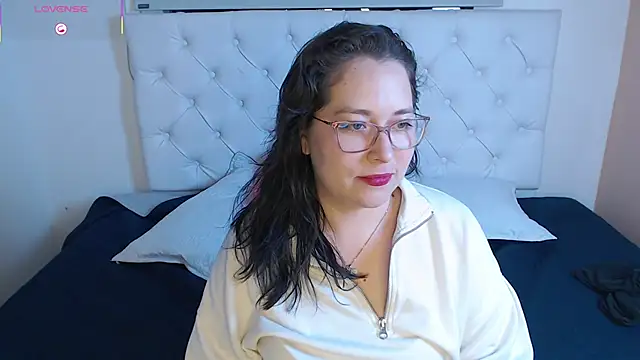 May Carlier online show from February 7, 4:09 am