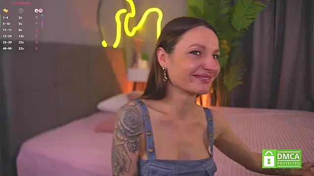 AudreyBrooks  online show from March 4, 8:33 am