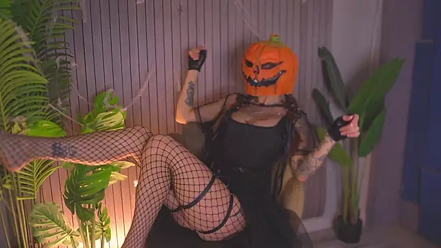 AudreyBrooks  online show from October 31, 7:38 am