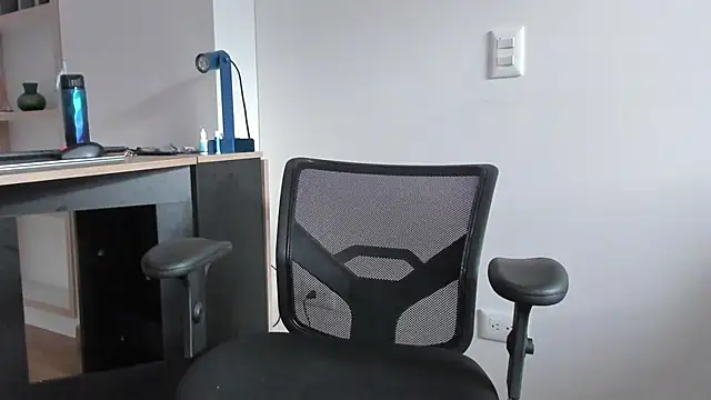 pablo-rincon95 online show from February 11, 1:41 pm