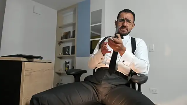 pablo-rincon95 online show from March 10, 12:31 pm