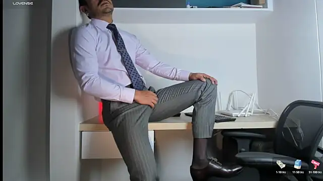 pablo-rincon95 online show from April 7, 1:46 pm