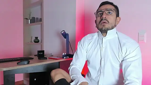 pablo-rincon95 online show from February 12, 10:56 am