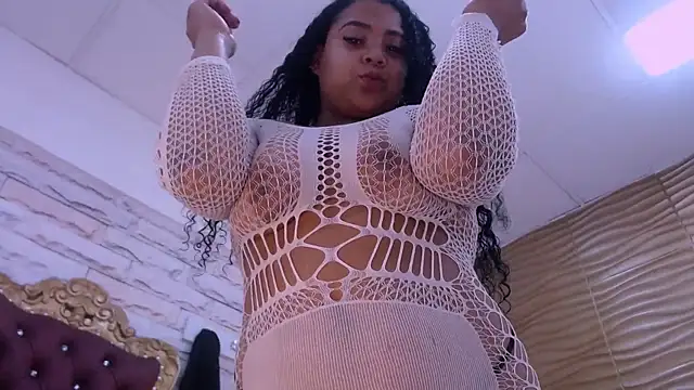 JadeSoleile online show from October 25, 12:17 pm