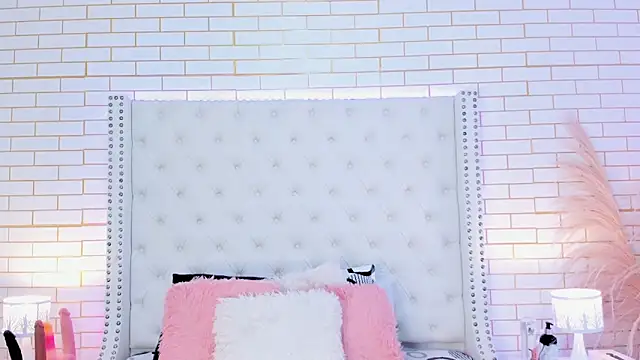 Krystal cambell1 online show from February 25, 7:58 pm