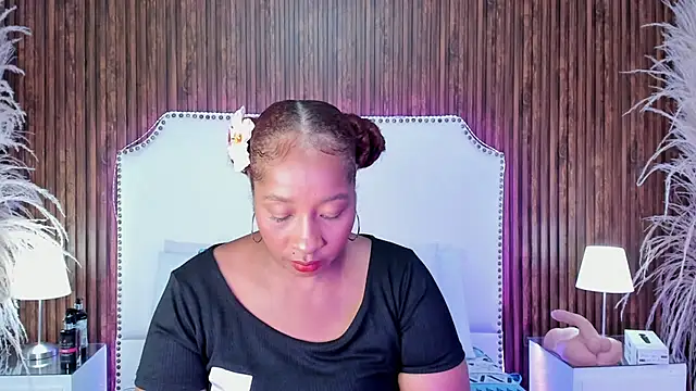 Krystal cambell1 online show from July 10, 3:39 am