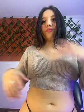 Emily Trujillo online show from November 16, 10:09 am