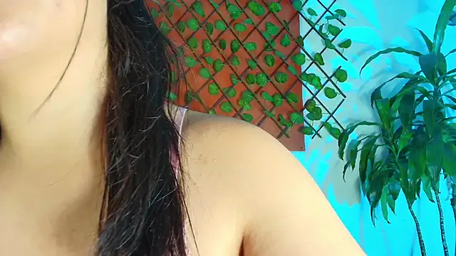 Emily Trujillo online show from February 25, 6:08 pm