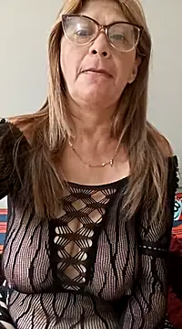 Snapshot of Aranza-Queen chatting on March 10, 3:52 pm Aranza-Queen online show from March 10, 3:52 pm