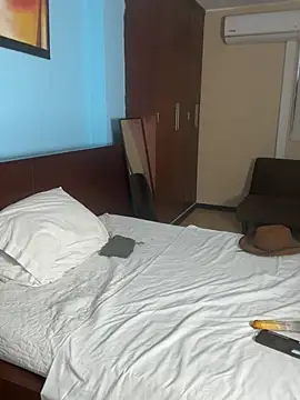 Snapshot of LiamEvans_0 chatting on January 30, 10:41 pm LiamEvans 0 online show from January 30, 10:41 pm