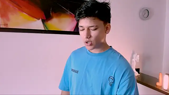 Snapshot of LiamEvans_0 chatting on March 12, 12:47 pm LiamEvans 0 online show from March 12, 12:47 pm