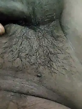 pusssyhub online show from December 22, 5:35 pm