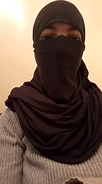 Liliiiblow online show from December 4, 7:44 am