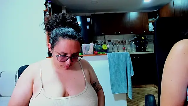 Mabelydani online show from October 4, 10:44 pm