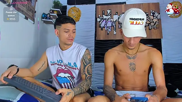 Friendsofeverything  online show from November 21, 12:48 pm