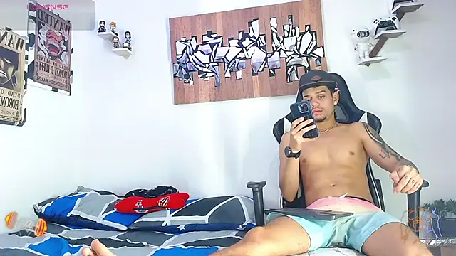 Friendsofeverything  online show from March 8, 4:21 pm