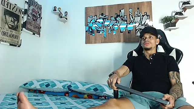 Friendsofeverything  online show from April 12, 2:26 am