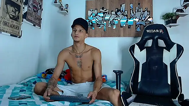 Friendsofeverything  online show from April 12, 3:59 pm