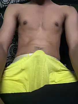 Snapshot of Privateseducer chatting on February 25, 1:43 pm Privateseducer online show from February 25, 1:43 pm