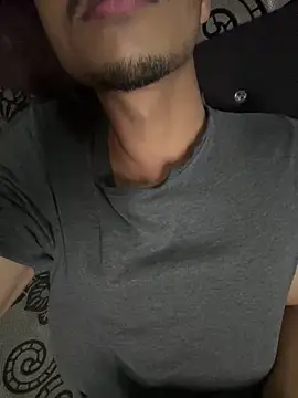 Snapshot of Privateseducer chatting on October 4, 12:23 am Privateseducer online show from October 4, 12:23 am